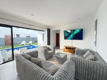 4 Bedroom Villa