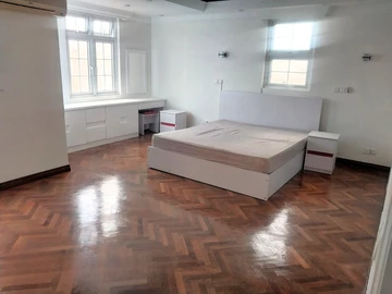 4 Bedroom Apartment