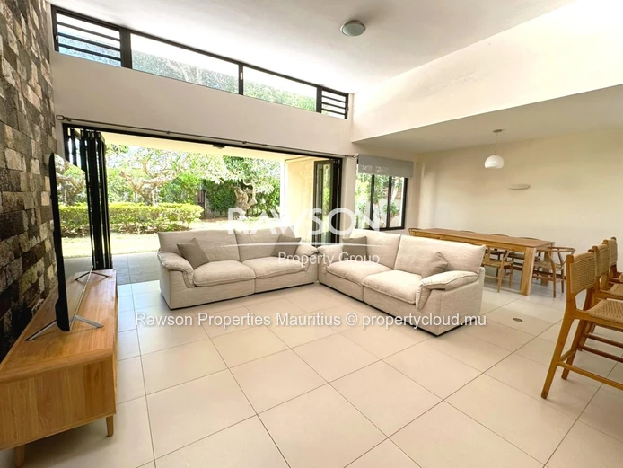 Modern Villa | 208 M² | Piton | 4 Bedrooms | Available 1St December 2026