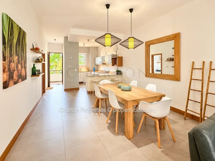 Appartement deux chambres avec terrasse et piscine privative à Bain-Bœuf