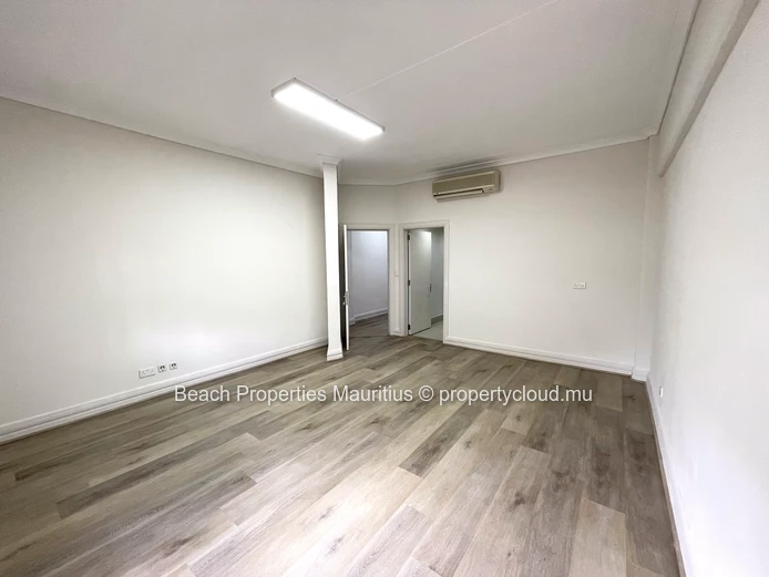 177 m² Office Suite for Rent in Prime West Coast Location