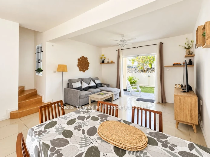 Spacious Triplex With Garden