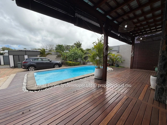 Furnished 3-Bedroom House with Private Pool in Sottise