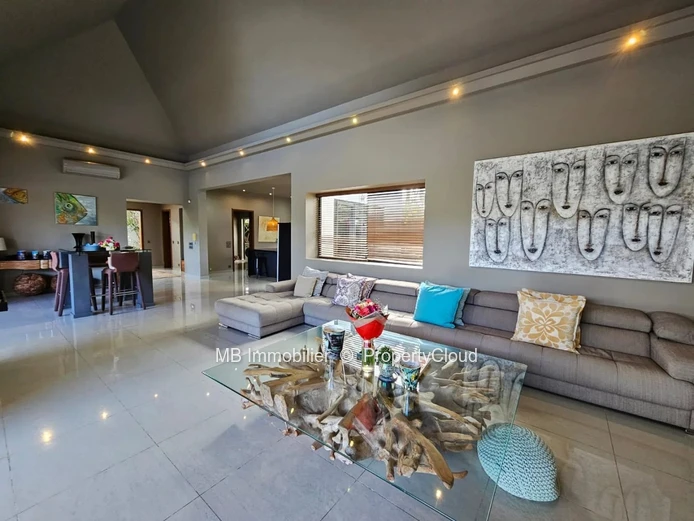 Villa RES en vente.