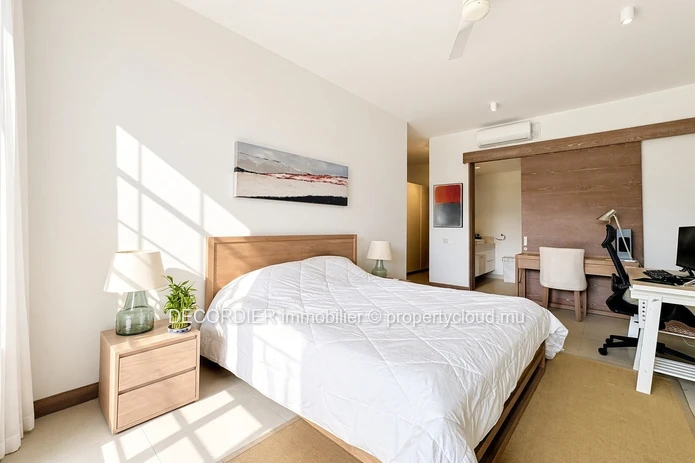 A unique and rare property to let — a townhouse with a private swimming pool and beach access.