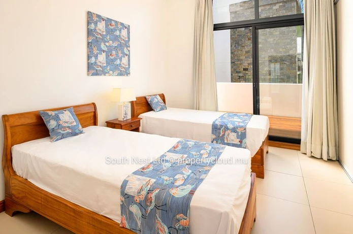 Magnifique Penthouse de 4 Chambres avec Vue Époustouflante sur le Lagon à Azuri Golf & Beachfront Village. 