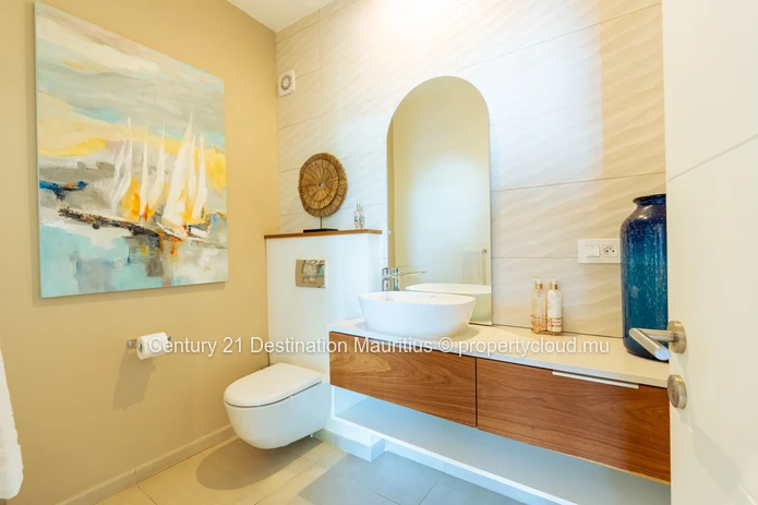 Penthouse de 344 m² avec toit-terrasse privé – Pointe aux Canonniers