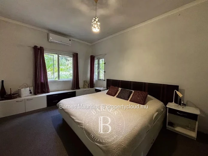 MOKA - Beautiful family house with tropicalised garden - 3 bedrooms