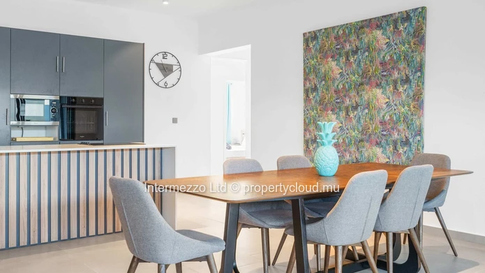 Furnished 3 En-Suite Bedroom Apartment – Pereybere, Mauritius | 201 m² | Garden & Private Plunge Pool | Airbnb 4.90/5...