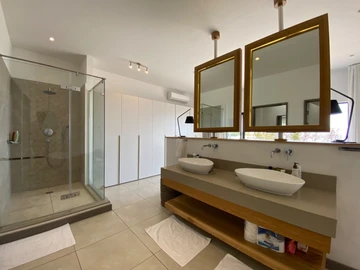 4 Bedroom Penthouse