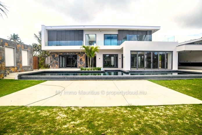 Villa Contemporaine pour un Art de Vivre Unique