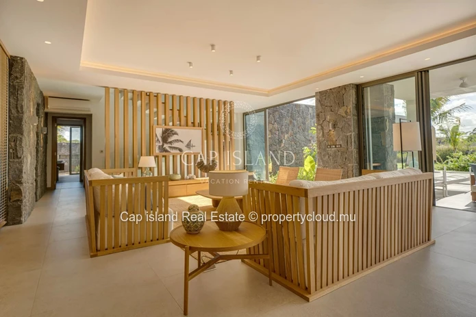 Anahita - Luxurious 660 sqm villa, golf and beach access