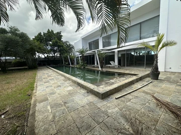 3 Bedroom Villa