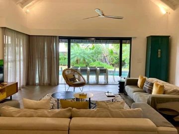 4 Bedroom Villa
