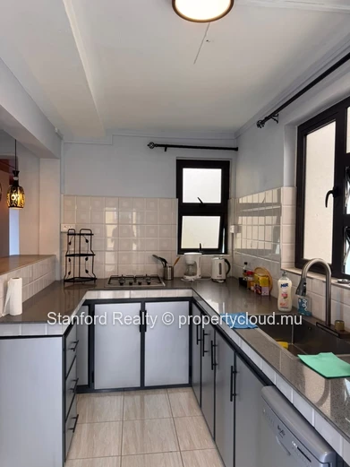 House for Rent - 2 Bedrooms, 1st Floor, Flic en Flac, West