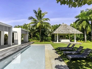 4 Bedroom Villa