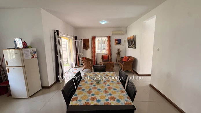 Duplex meublé de 4 chambres à louer à Pereybère avec piscine - 60 000 Rs par mois