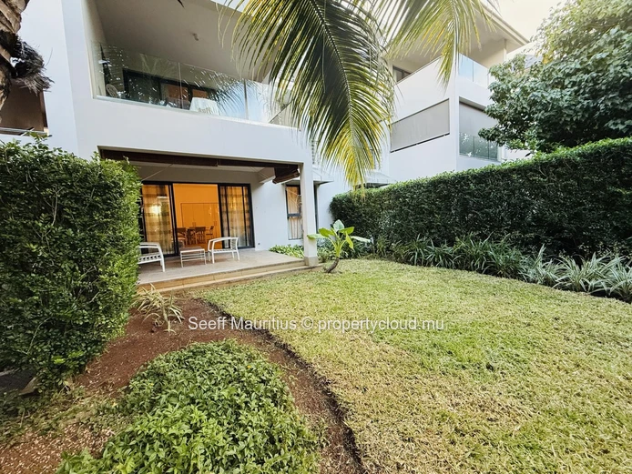 Luxury Coastal Haven in Azuri