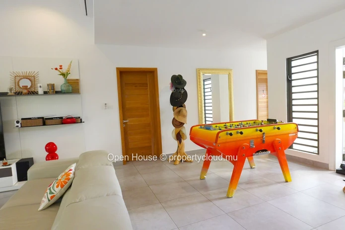 Splendid 4-bedroom en-suite villa for sale - highly sought-after estate and ideally located in Grand Baie -