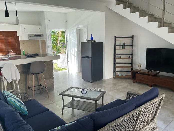 A VENDRE, Melville ( Grand Gaube), duplex de 2 chambres dans complexe sécurisé