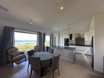 5 Bedroom Villa