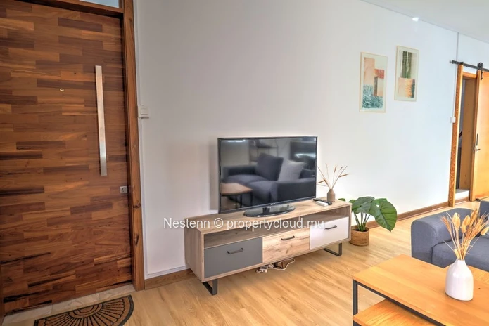 Modern 3-bedroom apartment with balcony