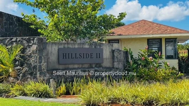 Donnez Vie à Votre Projet : Terrain d'Exception à Domaine de Hillside 2