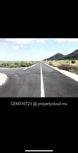 Terrain Résidentiel à Vendre – Lotissement Pierrefonds, 9,66 Perches