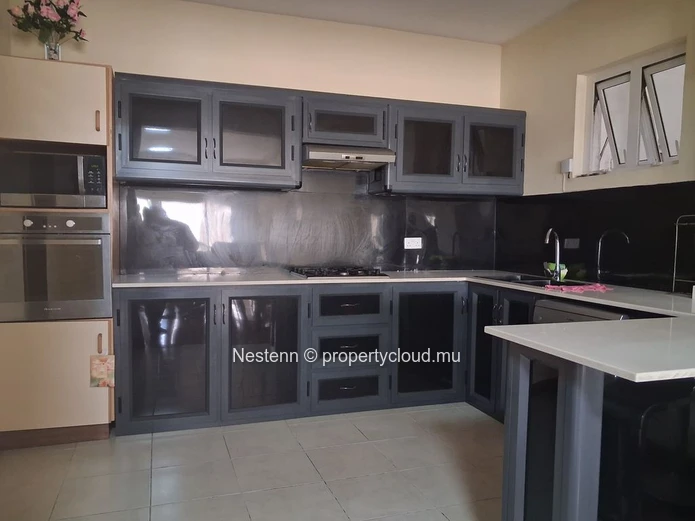 Family apartment in an upscale residence