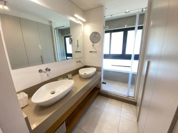 Townhouse, Duplex de 3 Chambres
