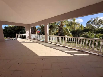 4 Bedroom Villa