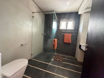 3 Bedroom Townhouse, Duplex