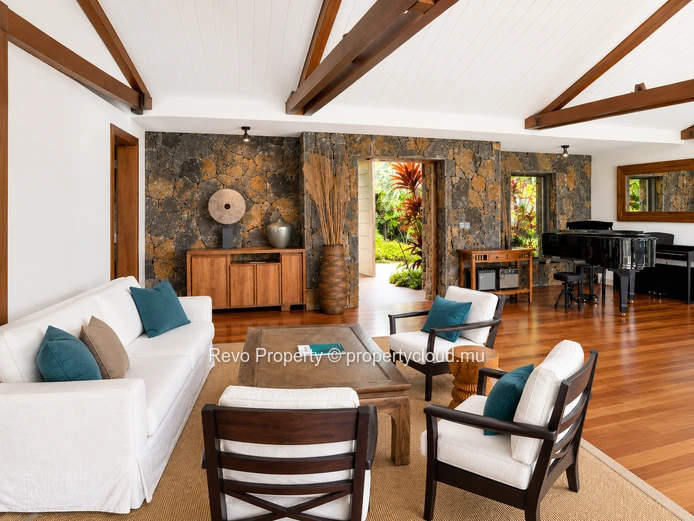 A 6-Bedroom Hillside Sanctuary with Panoramic Ocean Views.