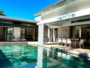 4 Bedroom Villa