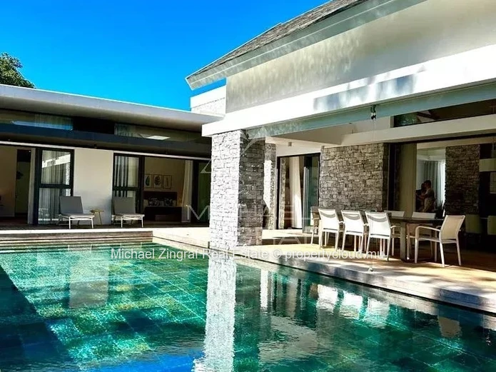 Prestigious villa - 4 bedrooms - Pereybere