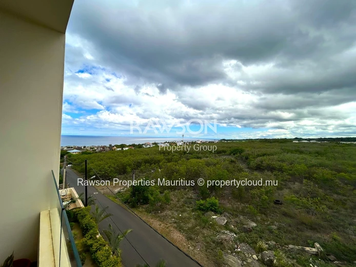 À LOUER – Appartement 2 Chambres avec Vue à Flic en Flac