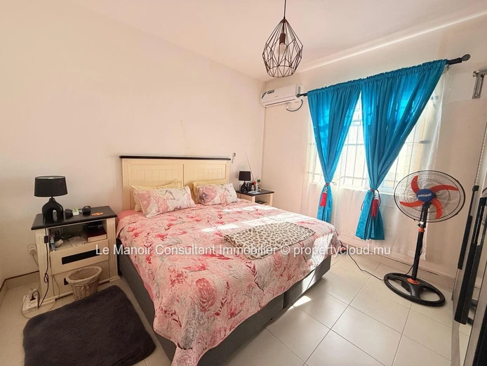 Appartement avec un jardin privatif a pailles- Proximité de toutes commodités.