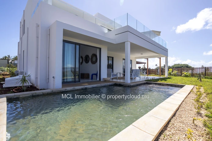 Maison contemporaine à Haute Rive