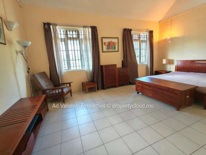 FOR SALE: Spacious 197 m² Duplex with Private Garden in Vacoas!