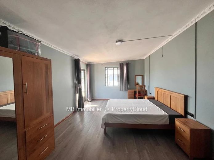 Immeuble comprenant 4 appartements à vendre - Mont Choisy