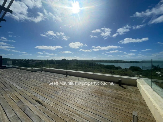 Magnificent Penthouse with breathtaking Lagoon View