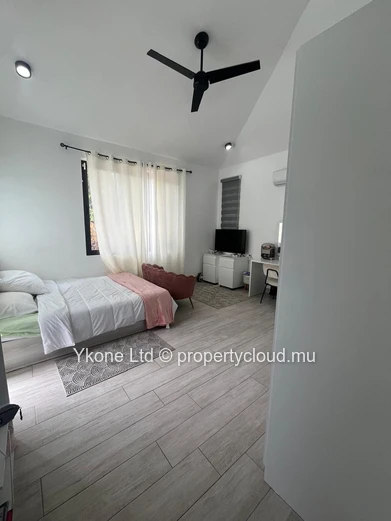 Villa For Sale In Tamarin