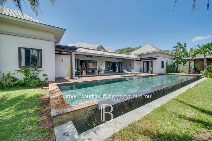 GRAND BAIE - Villa high standing - 5 bedrooms
