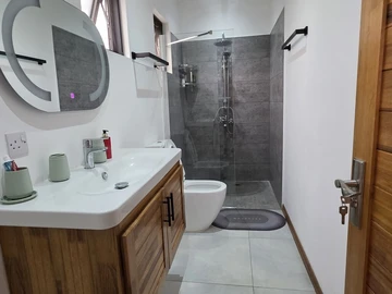 3 Bedroom Townhouse, Duplex