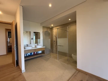 Appartement de 4 Chambres