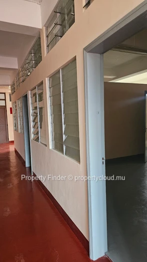 Office Space for Rent – Newly Renovated in Central Port Louis!