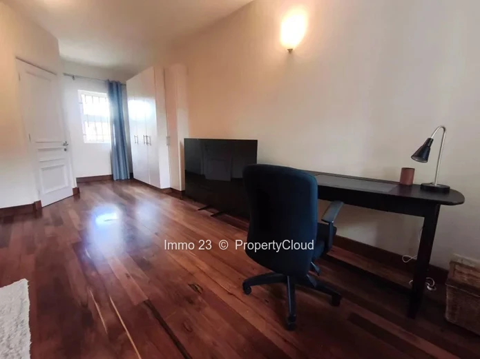 House / Villa - 4 bedrooms - Quatre Bornes
