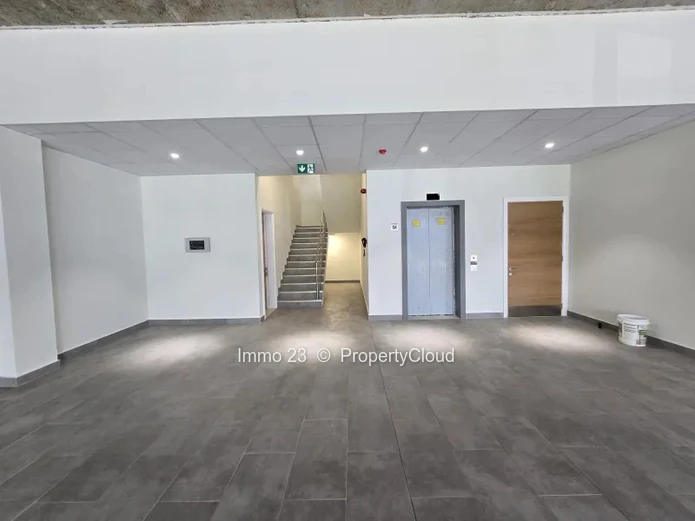 Office - 545m2 - Moka - Ref. BU92741LO