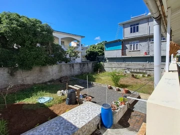 5 Bedroom Apartment