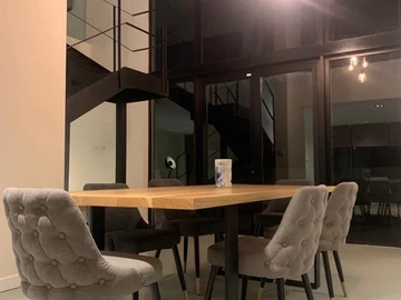 5 Bedroom Villa